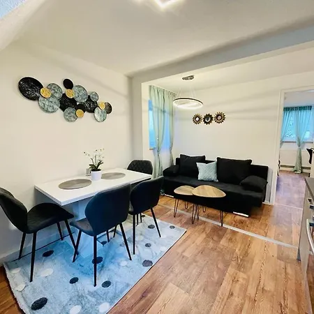 3rooms Central-modern-comfort, The Zeppelin By Sa-grandeur Apartment